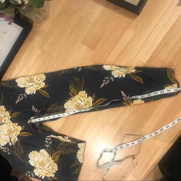 Vero Moda Pants - Picture 7 of 10